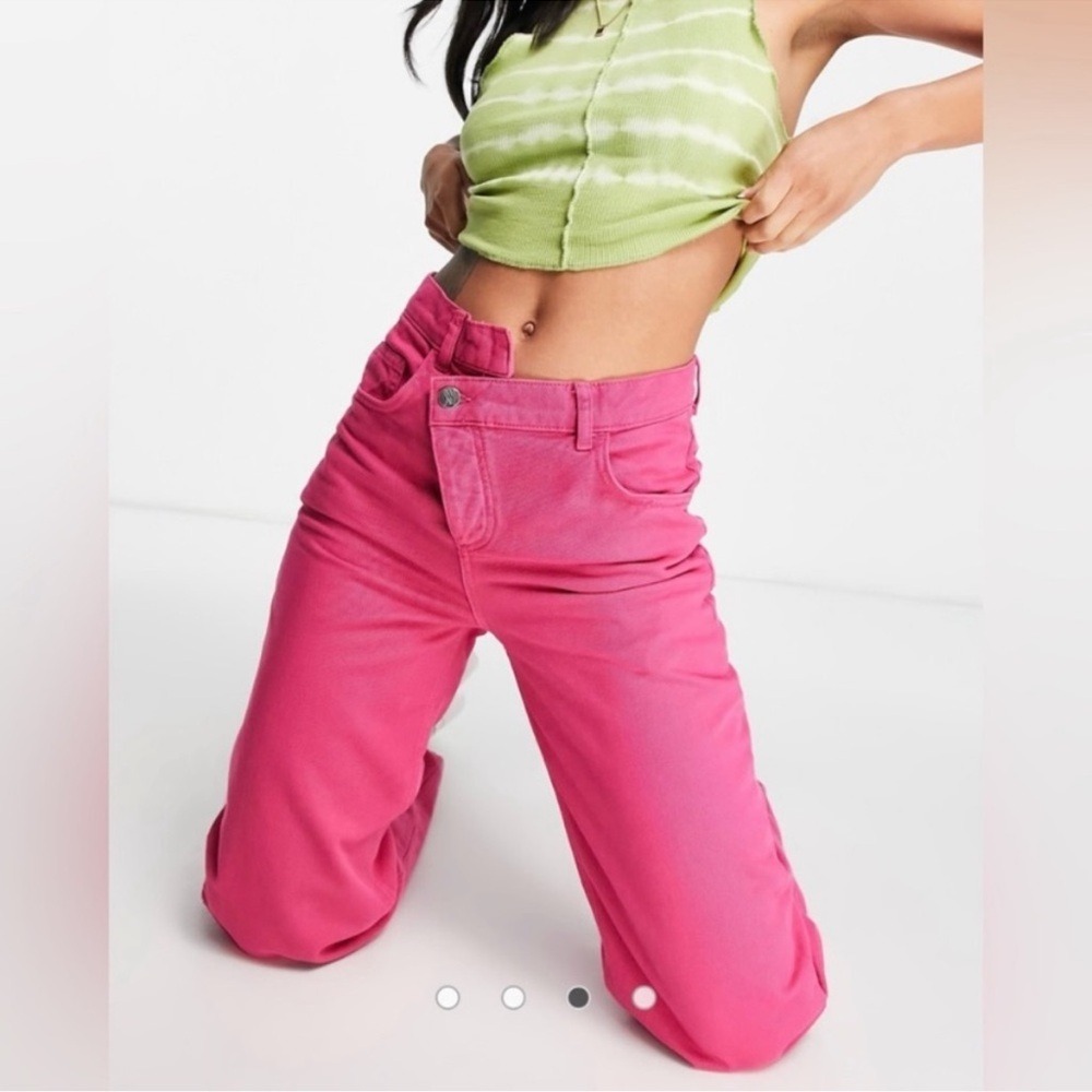 Reclaimed Vintage Asymmetrical Waist Hot Pink Avant Garde Jeans‎ size 28